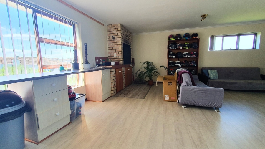 3 Bedroom Property for Sale in Dana Bay Western Cape